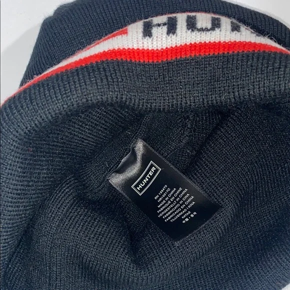 Hunter Black Knit Beanie with Red Stripes - Picture 4 of 4